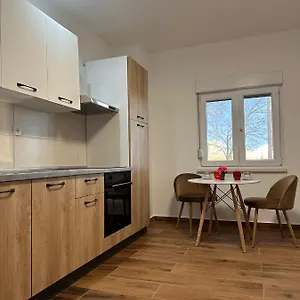 Ivan Appartement Donji Zemunik